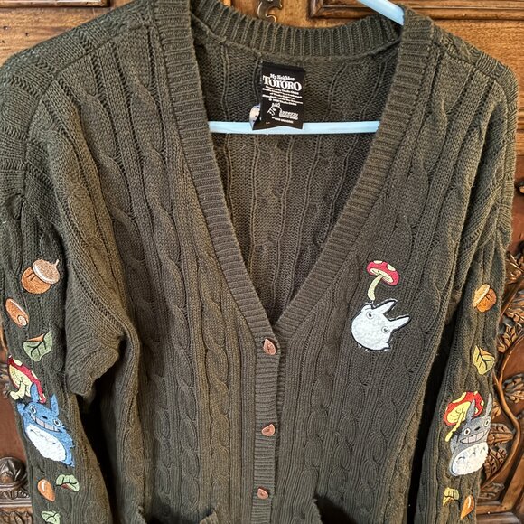 Hot Topic Sweaters - Hot Topic Studio Ghibli My Neighbor Totoro Anime Green Cardigan Sweater Medium.